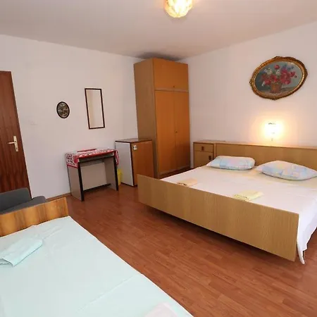 Ema Guest house Baska (Krk)